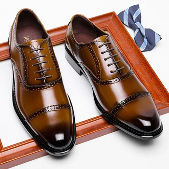 2021 Erkek Elbise Ayakkabı Oxfords Tarzı Brogue Hakiki Deri Üç splice Düşük Topuk Kauçuk Bahar Güz Popüler Gentry Üç splice